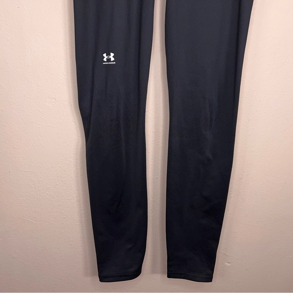Small Under Armour Black Leggings Athletic Activewear Stretch Pull On Classic - Picture 7 of 11